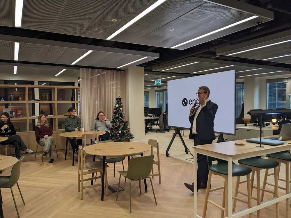 Engine by Starling 5